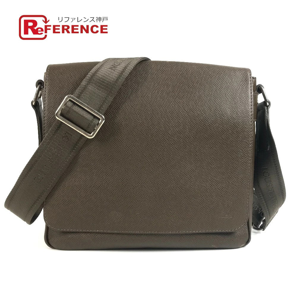 Louis Vuitton Taiga Milo Bag Crossbody Flap Messenger Shoulder Leather Brown